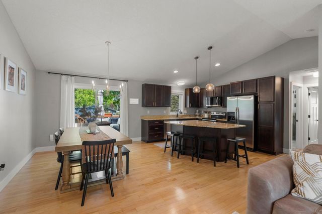 10800 Harrison Avenue S, Bloomington, MN 55437