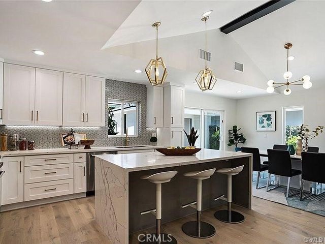 4931 Murietta Avenue, Sherman Oaks, CA 91423