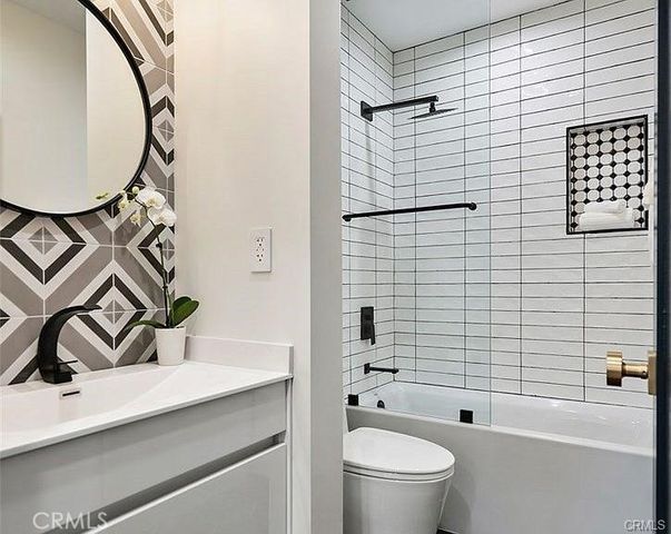 4931 Murietta Avenue, Sherman Oaks, CA 91423