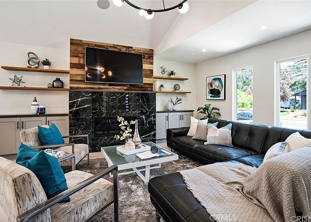 4931 Murietta Avenue, Sherman Oaks, CA 91423