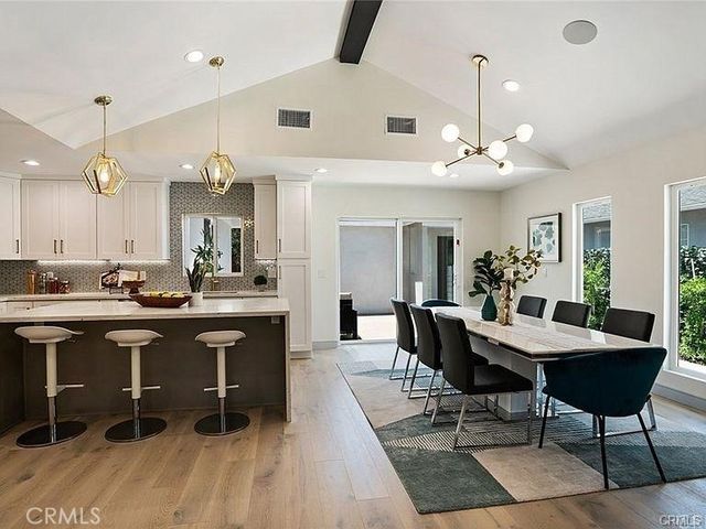 4931 Murietta Avenue, Sherman Oaks, CA 91423