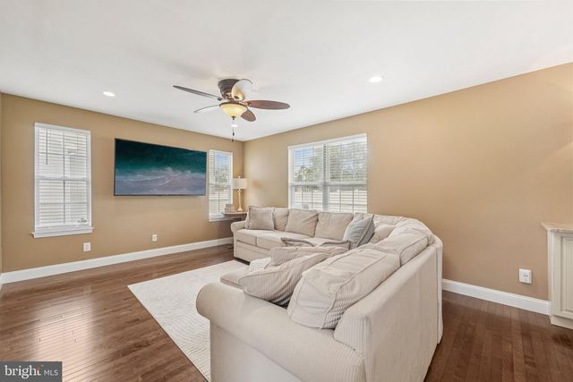 9 SOMERHILL PL, Blackwood, NJ 08012