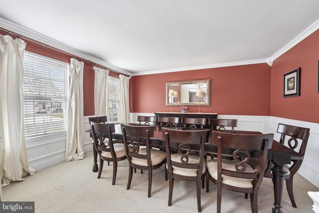 9 SOMERHILL PL, Blackwood, NJ 08012