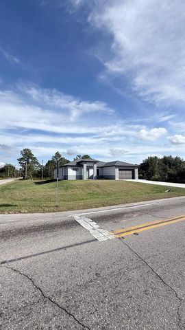 922 RICHMOND AVE N, Lehigh Acres, FL 33972
