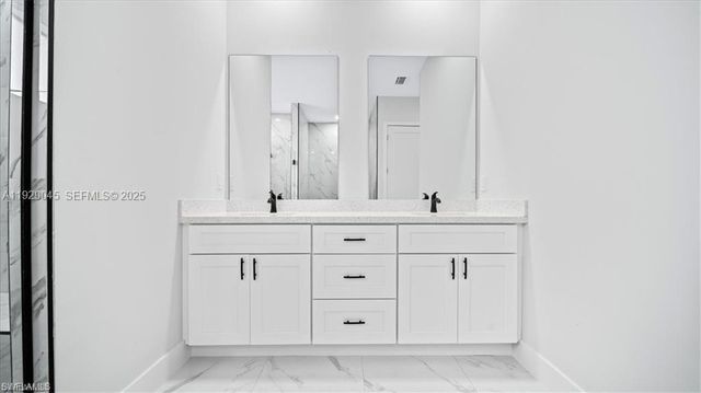 922 RICHMOND AVE N, Lehigh Acres, FL 33972