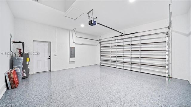 922 RICHMOND AVE N, Lehigh Acres, FL 33972