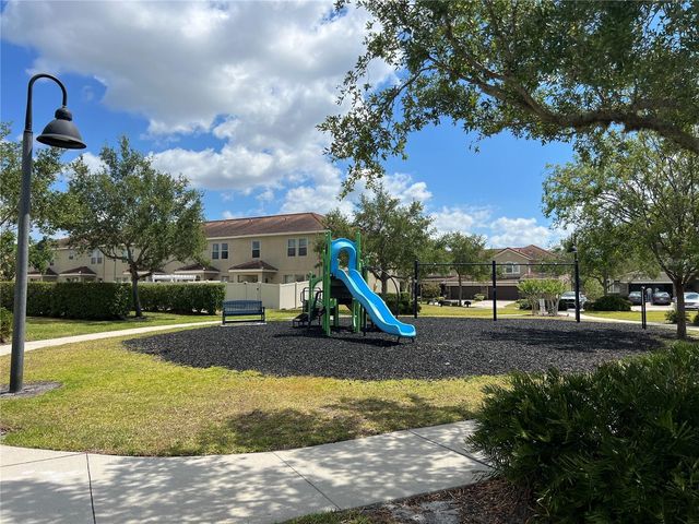 2002 FISHTAIL FERN WAY, Ocoee, FL 34761