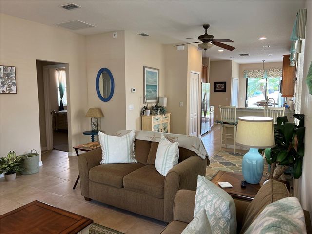 2002 FISHTAIL FERN WAY, Ocoee, FL 34761