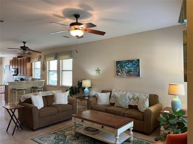 2002 FISHTAIL FERN WAY, Ocoee, FL 34761
