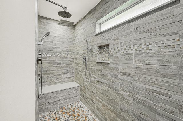 2146 Longwood Drive, Deer Park, TX 77536
