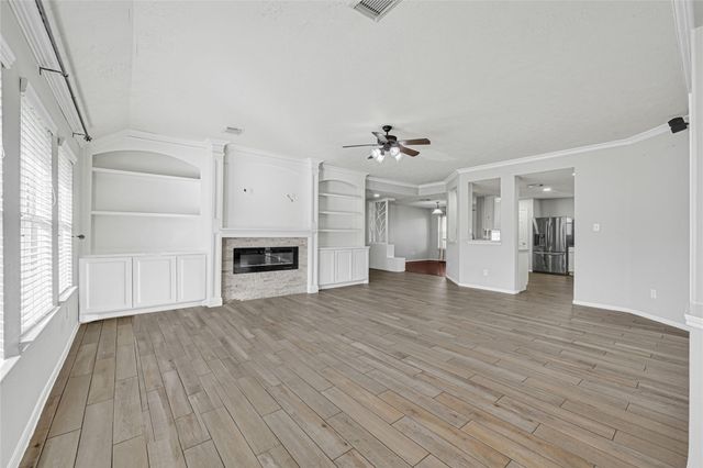 2146 Longwood Drive, Deer Park, TX 77536