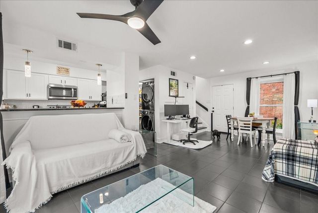 1501 Bonanza Road 501, Houston, TX 77062