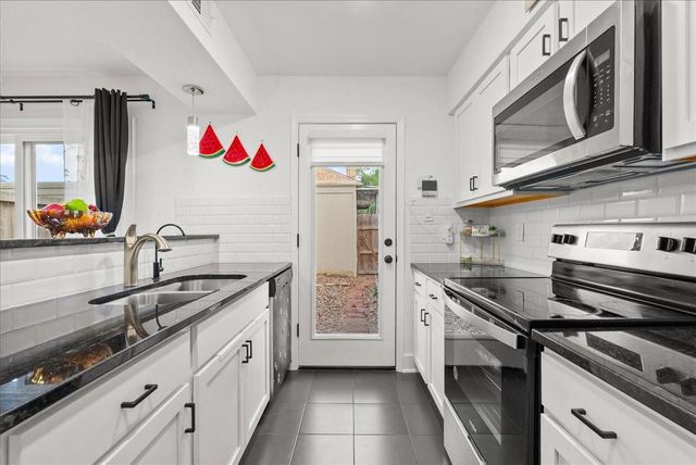 1501 Bonanza Road 501, Houston, TX 77062