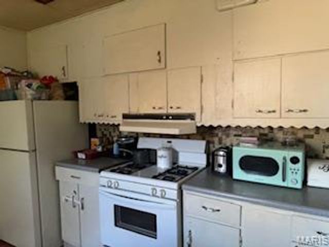 717 Bartolet Avenue, St Louis, MO 63125