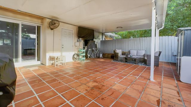 21322 NW 40th Cir Court, Miami Gardens, FL 33055