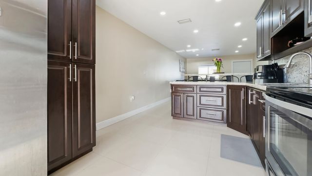 21322 NW 40th Cir Court, Miami Gardens, FL 33055