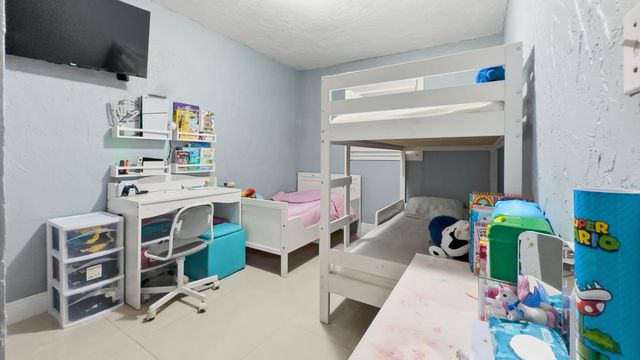 21322 NW 40th Cir Court, Miami Gardens, FL 33055