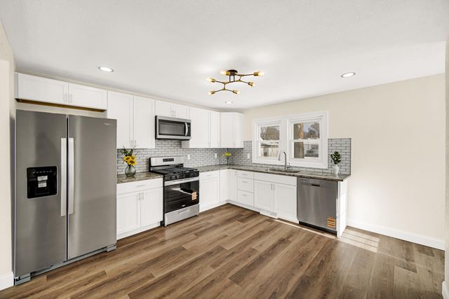 2695 Lake Street, Lake Station, IN 46405