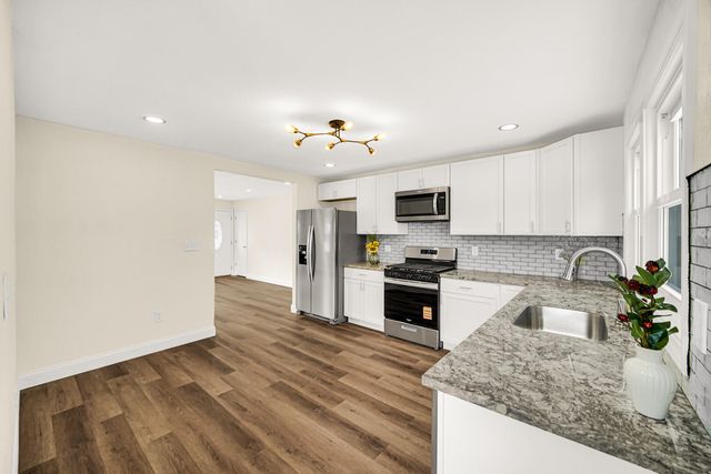 2695 Lake Street, Lake Station, IN 46405