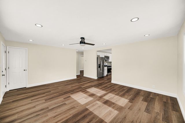 2695 Lake Street, Lake Station, IN 46405