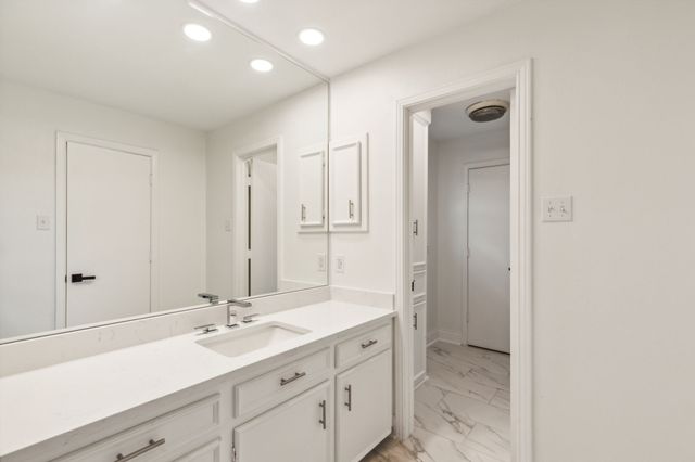 10541 Berry Knoll Drive, Dallas, TX 75230