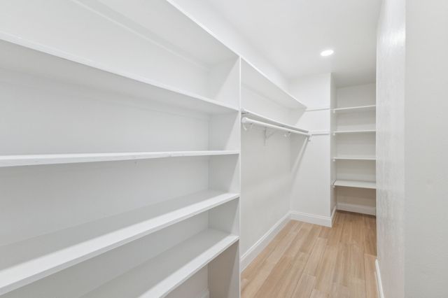 10541 Berry Knoll Drive, Dallas, TX 75230