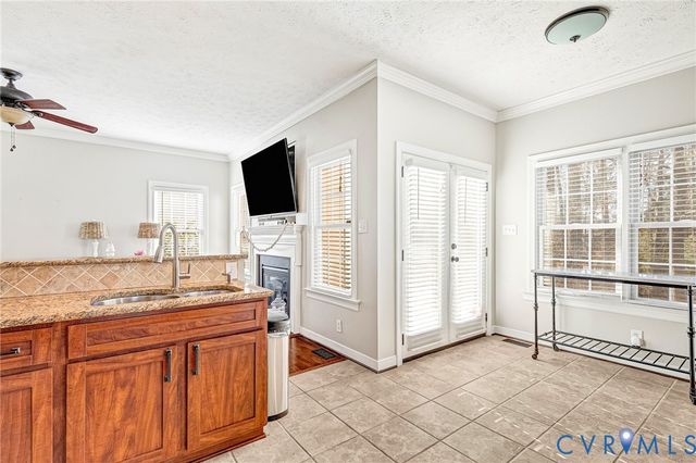 608 Old Station St, Ashland, VA 23005