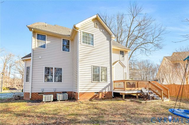 608 Old Station St, Ashland, VA 23005