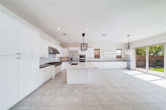 143 Chronology, Irvine, CA 92618