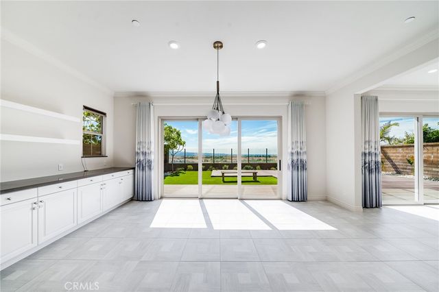 143 Chronology, Irvine, CA 92618