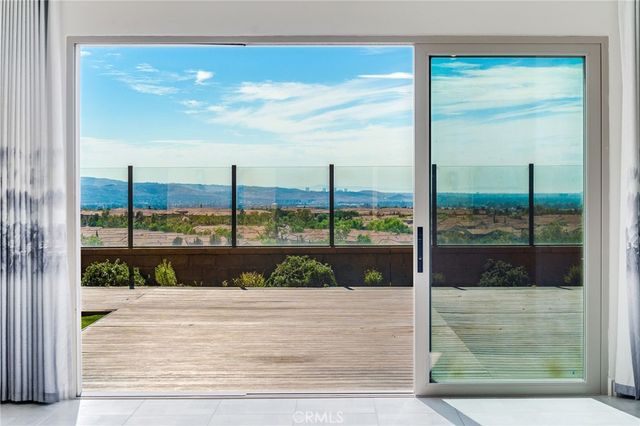 143 Chronology, Irvine, CA 92618