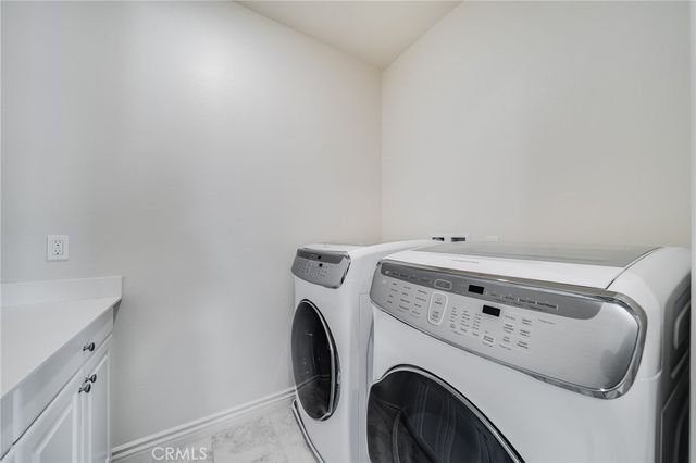 143 Chronology, Irvine, CA 92618