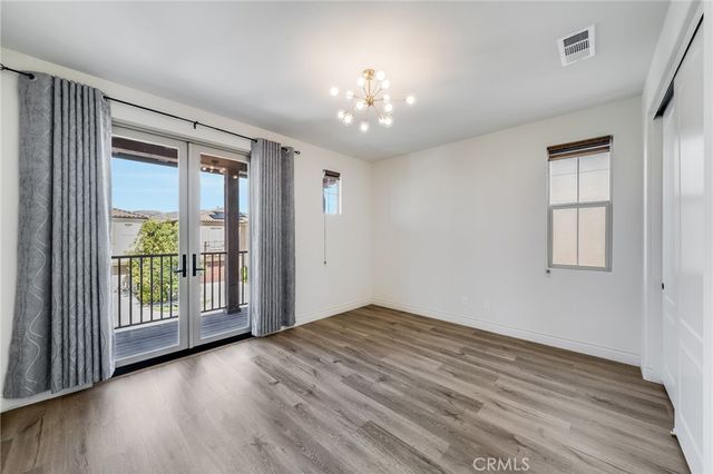143 Chronology, Irvine, CA 92618