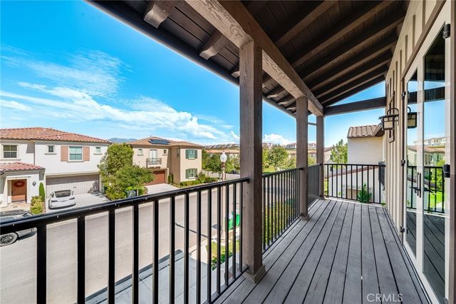 143 Chronology, Irvine, CA 92618