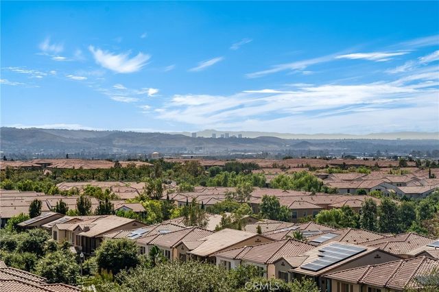 143 Chronology, Irvine, CA 92618