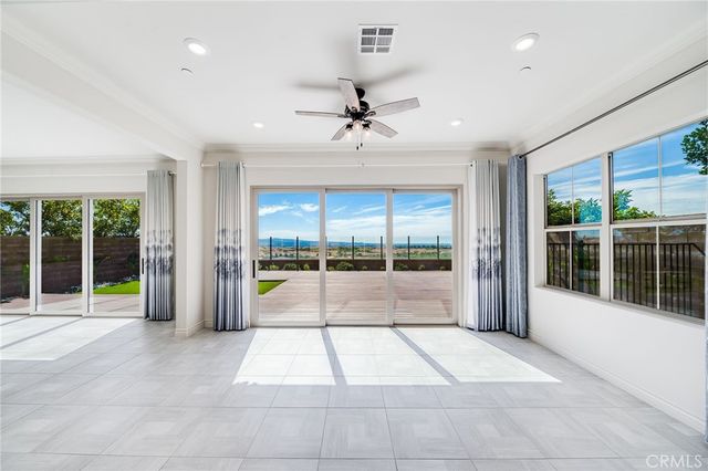 143 Chronology, Irvine, CA 92618