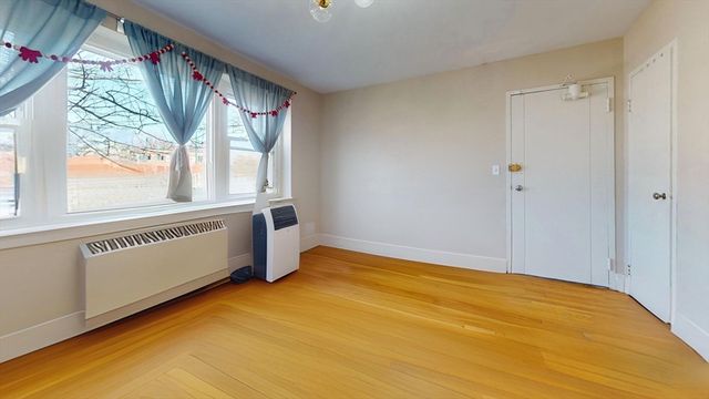 465 Arborway 13, Boston, MA 02130