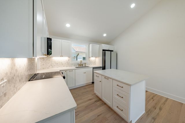 368 Ocala Dr, Nashville, TN 37211