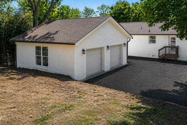 368 Ocala Dr, Nashville, TN 37211