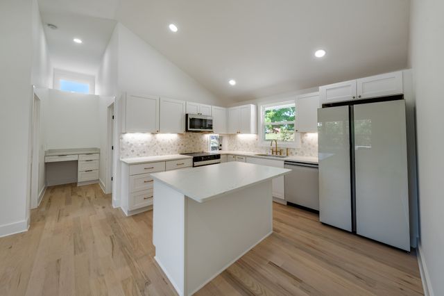 368 Ocala Dr, Nashville, TN 37211