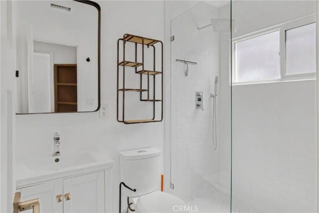 4457 S Centinela, Los Angeles, CA 90066