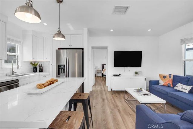 4457 S Centinela, Los Angeles, CA 90066