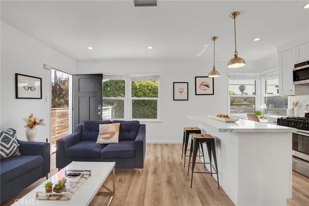 4457 S Centinela, Los Angeles, CA 90066