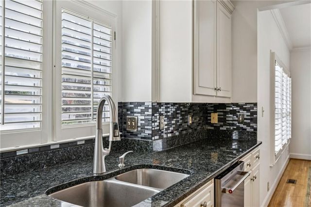 2190 Stephen Long NE Drive, Atlanta, GA 30305