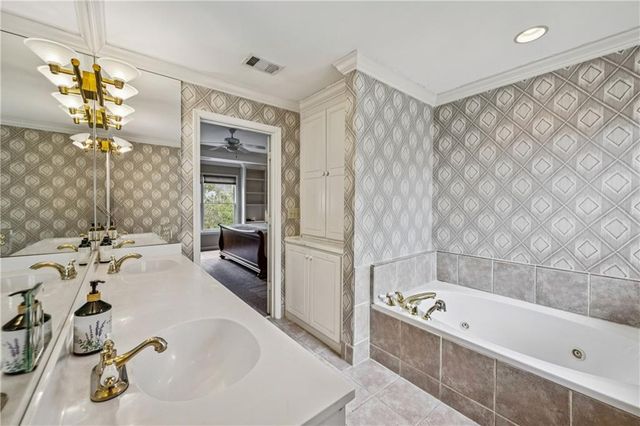 2190 Stephen Long NE Drive, Atlanta, GA 30305