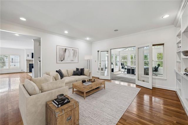 2190 Stephen Long NE Drive, Atlanta, GA 30305