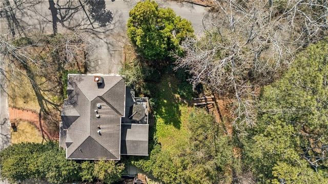 2190 Stephen Long NE Drive, Atlanta, GA 30305