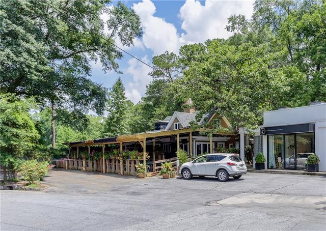 2190 Stephen Long NE Drive, Atlanta, GA 30305