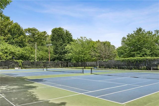 2190 Stephen Long NE Drive, Atlanta, GA 30305