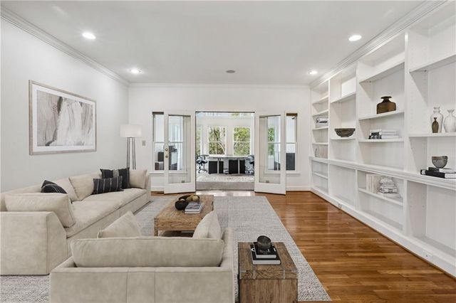 2190 Stephen Long NE Drive, Atlanta, GA 30305